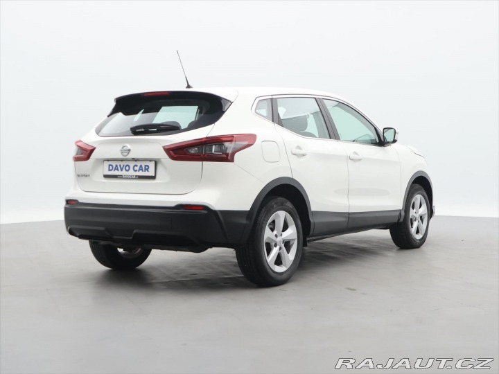 Nissan Qashqai 1,3 DiG-T Acenta CZ 1.Maj 2021