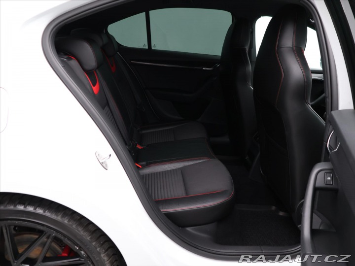 Škoda Octavia 2,0 TDI RS 135kW DSG CZ 2015