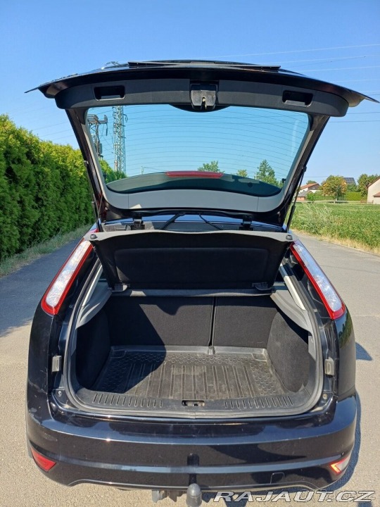 Ford Focus 1,6 1596 cm3/74kW/ČR/2. 2011