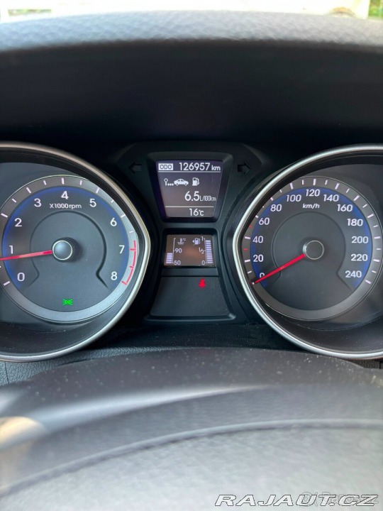 Hyundai i30 1,6 MPI 88 kW | r. v. 2 2015