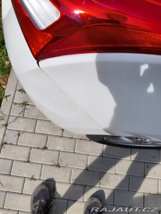 Hyundai i30 1,6 MPI 88 kW | r. v. 2 2015