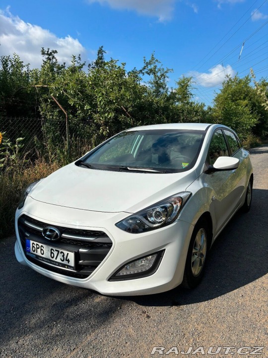 Hyundai i30 1,6 MPI 88 kW | r. v. 2 2015
