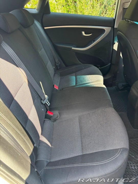 Hyundai i30 1,6 MPI 88 kW | r. v. 2 2015