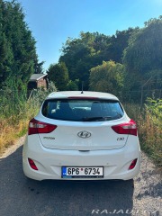 Hyundai i30 1,6 MPI 88 kW | r. v. 2 2015