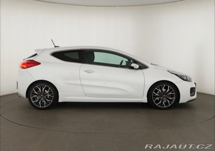 Kia Ceed 1,6 GT T-GDI 150 kW | M 1800