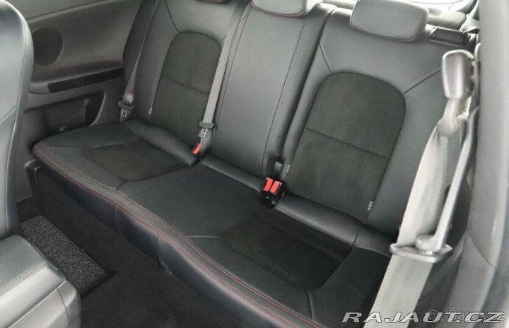 Kia Ceed 1,6 GT T-GDI 150 kW | M 1800