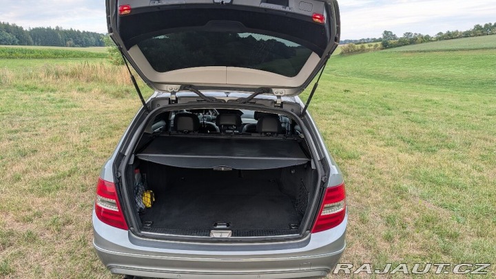 Mercedes-Benz C C180 r.v. 2011 2011