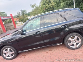 Mercedes-Benz M 3,0 ML 350 diesel, rok 2014