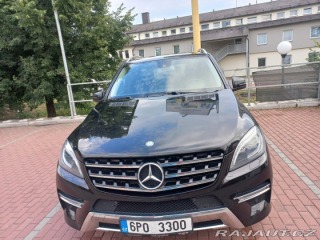 Mercedes-Benz M 3,0 ML 350 diesel, rok 2014