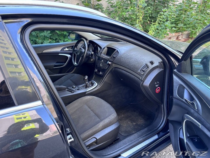 Opel Insignia 2,0 Sports Tourer CDTI 2010