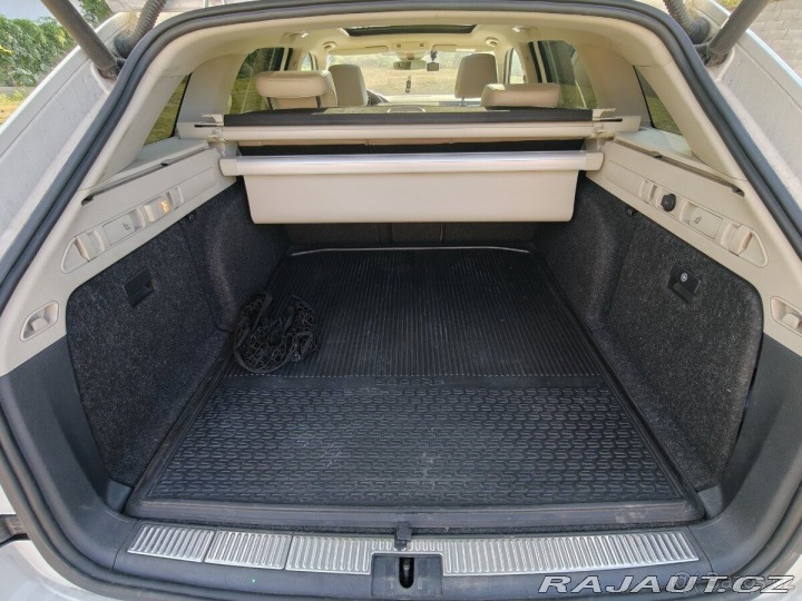 Škoda Superb 2,0 TDI 110kW DSG Lauri 1800