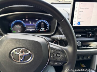 Toyota Corolla Cross 2,0   4x4 - servis Toyota 1800