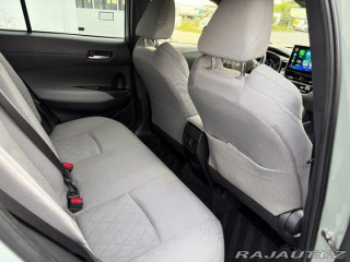 Toyota Corolla Cross 2,0   4x4 - servis Toyota 1800