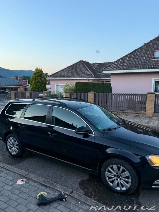 Volkswagen Passat 2,0   B7 2010