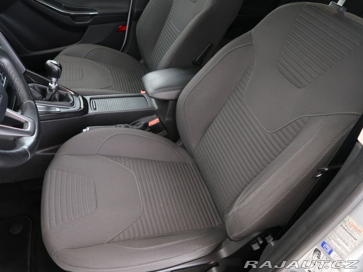 Ford Focus 1.5,TDCI,Titanium,CZ 2015