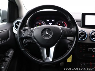 Mercedes-Benz B 1,6 200i 138kW Navi Xenon 2011