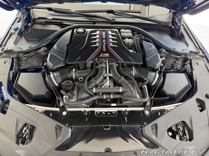 BMW M8 Competition*MaxVýbava*Ker 2020