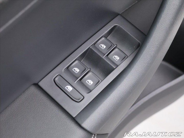 Škoda Rapid 1.0 TSI 81kW CZ Style Xen 2017
