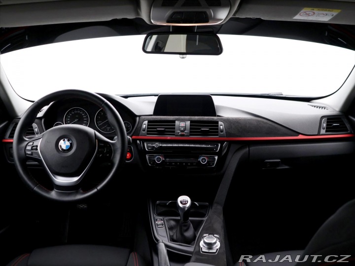 BMW 3 2,0 320i 135kW CZ xDrive 2017