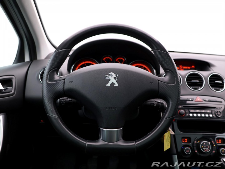 Peugeot 308 1,6 16V 88kW CZ Serv.Knih 2013