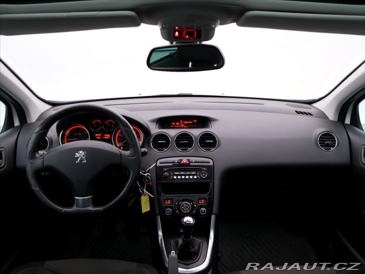 Peugeot 308 1,6 16V 88kW CZ Serv.Knih 2013