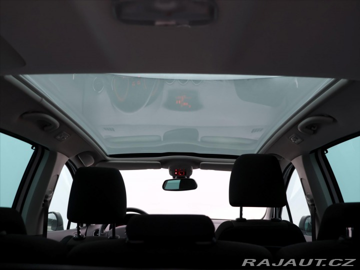 Peugeot 308 1,6 16V 88kW CZ Serv.Knih 2013