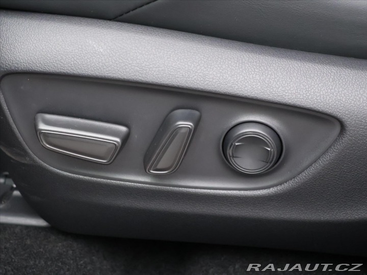 Toyota RAV4 2,5 Hybrid 131kW Adventur 2022