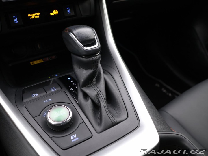 Toyota RAV4 2,5 Hybrid 131kW Adventur 2022