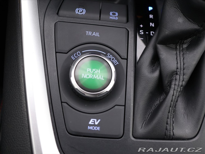 Toyota RAV4 2,5 Hybrid 131kW Adventur 2022