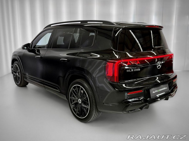 Mercedes-Benz GLB 8G-eDCT 4MATIC AMG, PANOR 2026