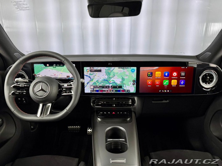 Mercedes-Benz GLB 8G-eDCT 4MATIC AMG, PANOR 2026
