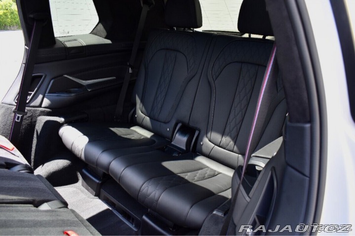 BMW X7 4,4 M50i 390KW/2021/7MI 1800