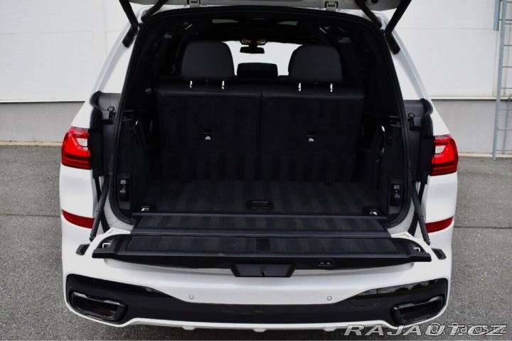 BMW X7 4,4 M50i 390KW/2021/7MI 1800