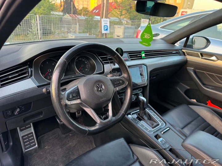 Volkswagen Passat Variant 2,0 TDI R-line 2020