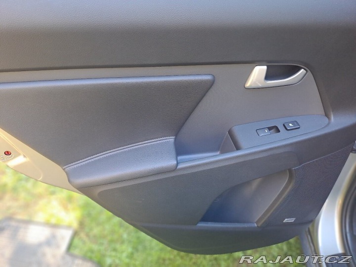Kia Sportage 2,0   CRDi 100 kW 4×4 2015