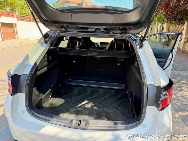 Toyota Corolla 1,8 TS Hybrid GR Sport 2021