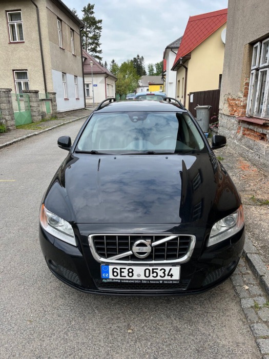 Volvo V70 170kW, 240 tis. km, STK