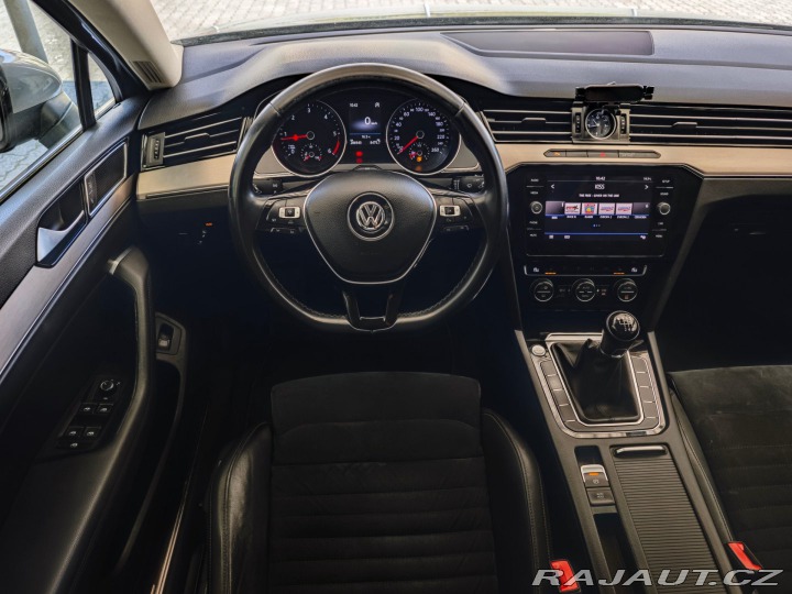 Volkswagen Passat 2.0 TDi Highline ACC Manu 2017