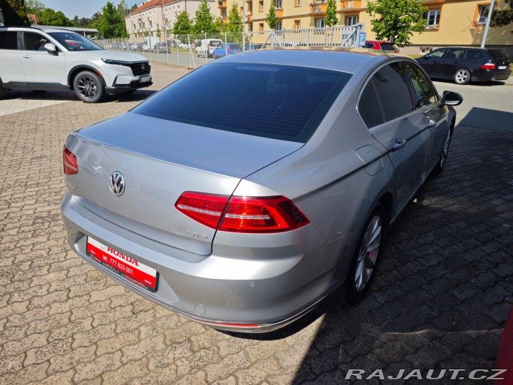 Volkswagen Passat 2.0 TDi Highline ACC Manu 2017