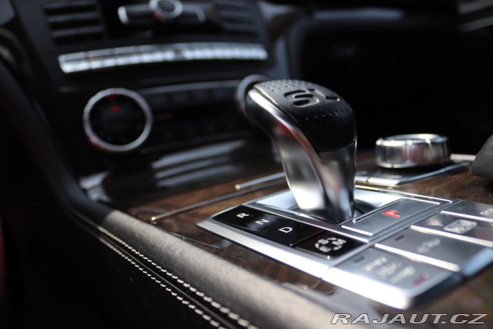 Mercedes-Benz SL Mercedes-Benz SL 500 Blue 2012