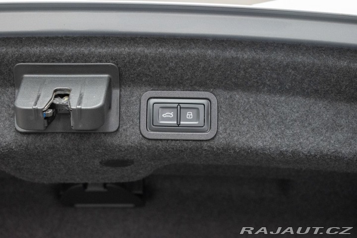 Audi A6 45TFSI 4x4*DESIGN*DPH*ČR 2021