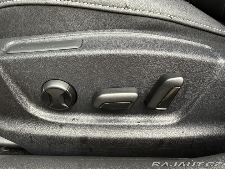 Seat Leon 2,0 ST Cupra 206kW Automa 2015