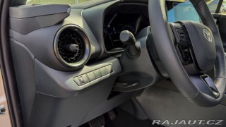 Toyota C-HR 1.8. HEV Comfort Limited 1800