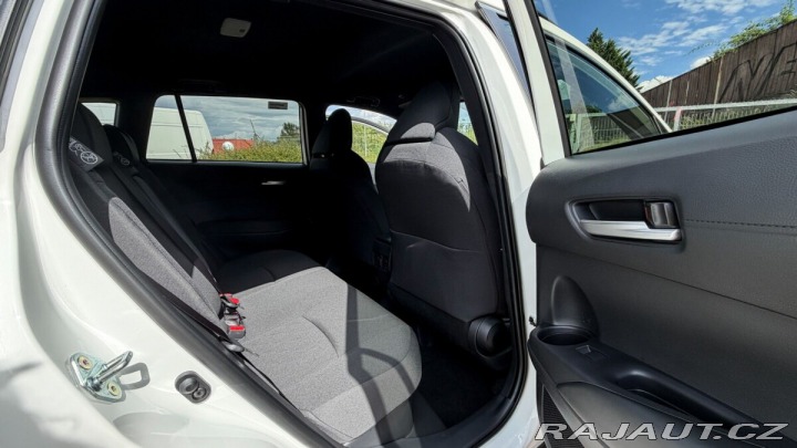 Toyota Corolla Cross 1.8. STYLE - zimní komple 2026