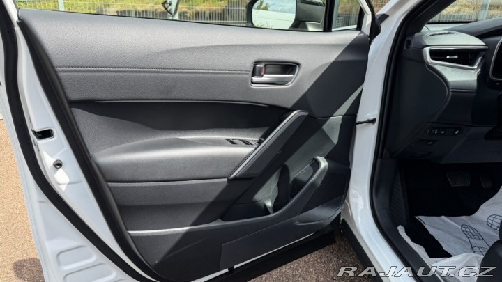 Toyota Corolla Cross 1.8. STYLE SKLADOVÝ VŮZ 2026