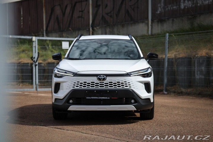 Toyota Corolla Cross 1.8. STYLE SKLADOVÝ VŮZ 2026