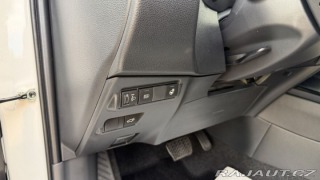 Toyota Corolla Cross 1.8. STYLE SKLADOVÝ VŮZ 2026