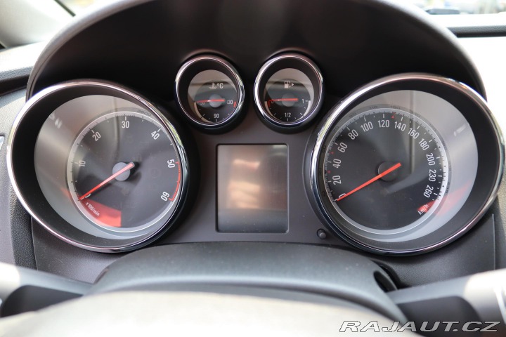 Opel Astra Opel Astra J Sports Toure 2013