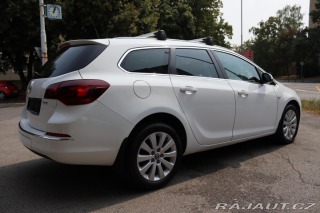 Opel Astra Opel Astra J Sports Toure 2013