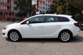 Opel Astra Opel Astra J Sports Toure 2013